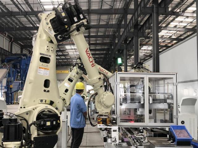 智能化,自動化 晉江裝備制造業加速"鳥槍換炮"_機械